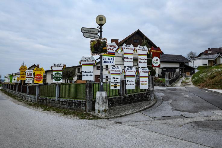 Pogačarjev kotiček v domačem Klancu pri Komendi.  | Foto: Ana Kovač
