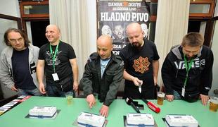 Videospot skupine Hladno pivo za nekoliko zabaven vstop v EU