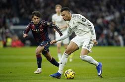 V živo: Real Madrid po dveh udarcih na lažji nalogi