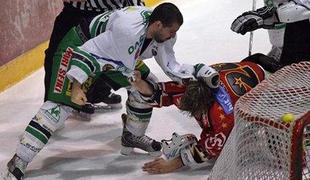 Olimpija znova zapustila Jesenice s šestimi zadetki v mreži