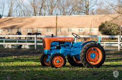 Traktor, ki je vlekel krsto Ferrucia Lamborghinija #foto