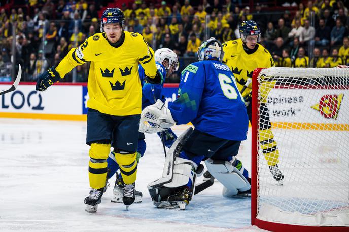 slovenska hokejska reprezentanca : Švedska, Lukaš Horak | Slovenski hokejisti so z 0:4 priznali premoč favoriziranim Švedom. Lukaš Horak je zaustavil kar 56 strelov. | Foto Guliverimage