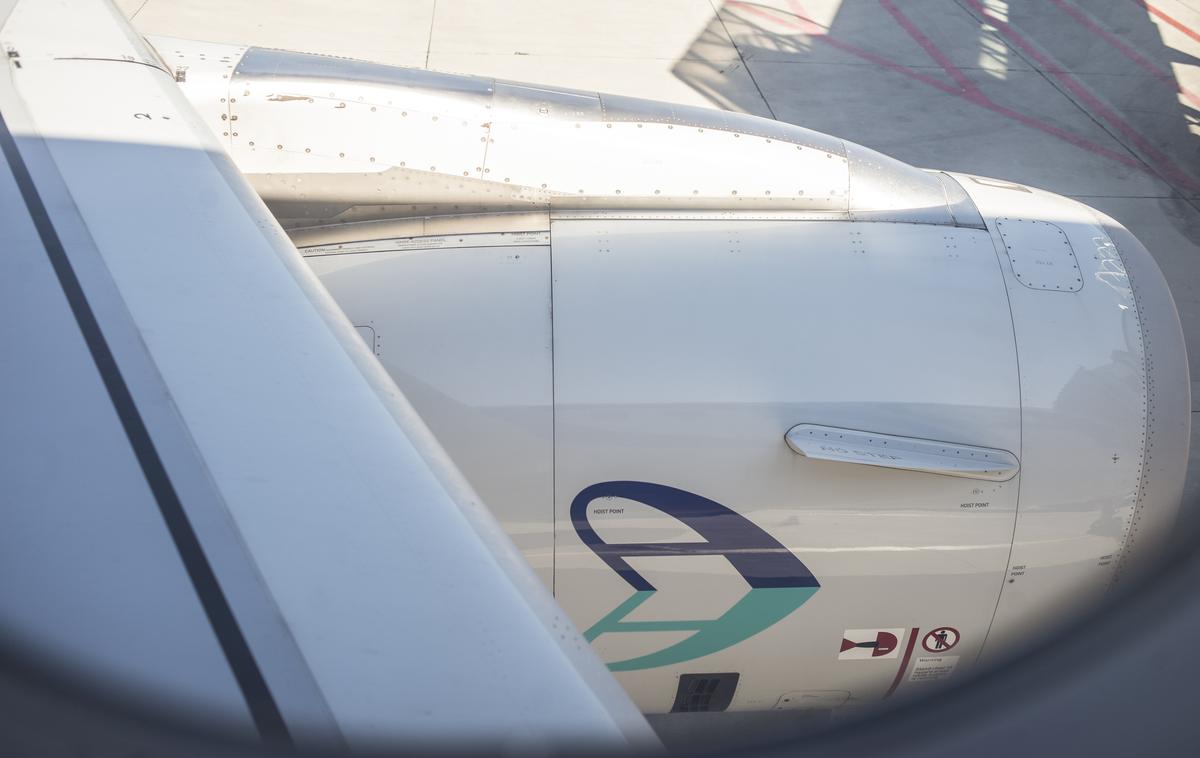 Adria Airways | Partner, ki se zanima za nakup slovenskega prevoznika, naj bi bila ameriška družba Mesa Airlines, katere primarna dejavnost je izposoja letal in letalskih posadk uveljavljenim ameriškim družbam. | Foto Klemen Korenjak