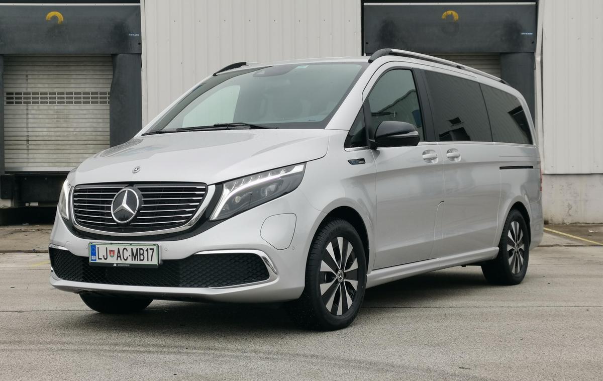 Mercedes-benz EQV | Po EQC, ki ga v Sloveniji še pričakujemo, je EQV drugi električni model Mercedesa. Do konca leta naj bi predstavili še štiri električne modele. | Foto Gašper Pirman