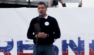 Zoran Stevanović grozi državi, Pahor vabi k dialogu