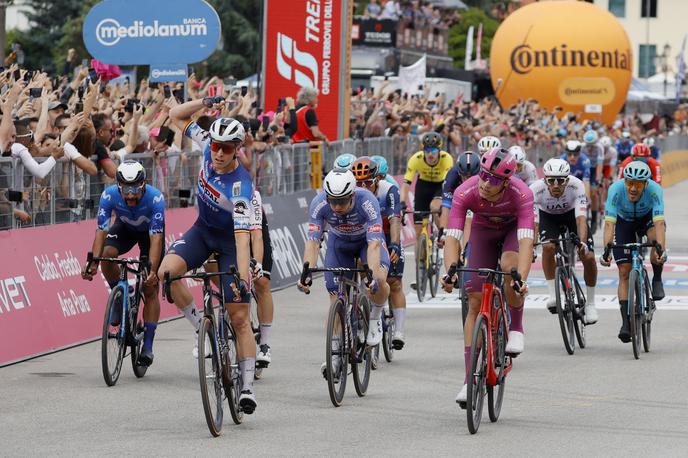 Tim Merlier, Giro 2024 | Zaključni sprint 18. etape Gira je dobil Belgijec Tim Merlier. | Foto Reuters