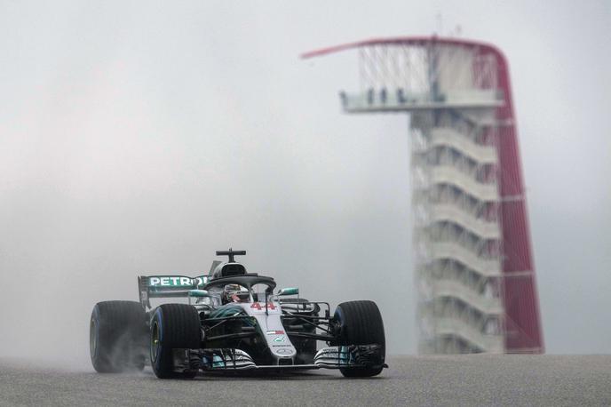 Lewis Hamilton | Lewis Hamilton je bil najhitrejši na treningih v Austinu. | Foto Reuters