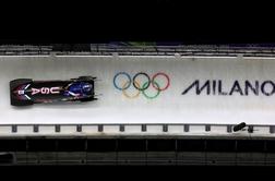 Ameriška tekmovalka v bobu enosedu prehitela nemško favoritko