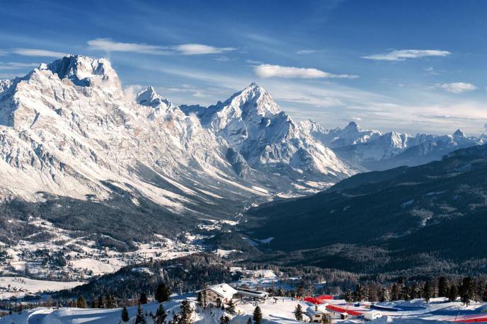 Cortina d'Ampezzo | Nova italijanska vlada je za olimpijske igre v Milanu in Cortini leta 2026 namenila 400 milijonov evrov.  | Foto Getty Images