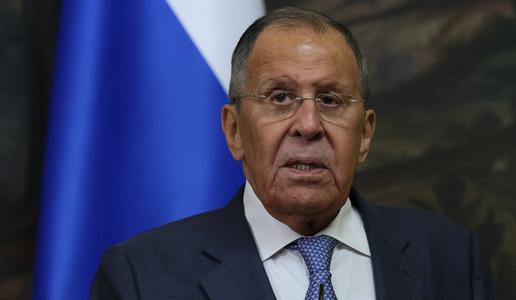 Lavrov: Nemčija z obtožbami začenja "pravo vojno"