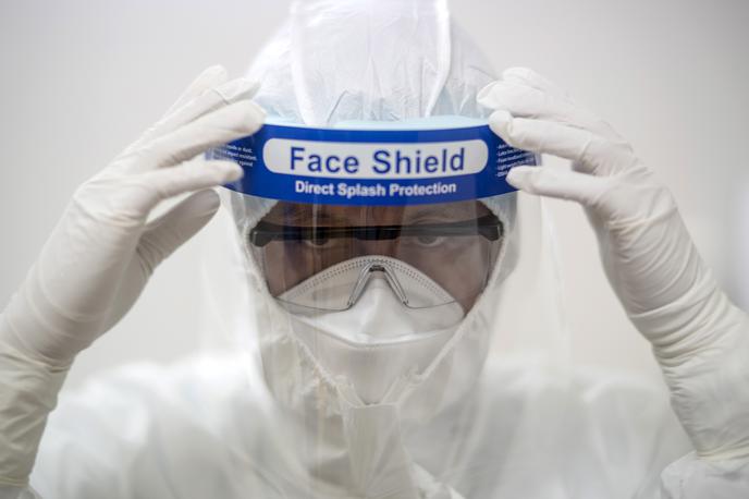 MERS | Znanstveniki v različnih delih sveta se na vse pretege trudijo, da bi preprečili morebitne nove globalne pandemije. | Foto Reuters