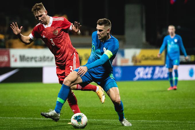 Pred Timijem Maxom Elšnikom je zelo pomembno leto, saj se bliža tudi Euro do 21 let, na katerem bo kapetan slovenske reprezentance. | Foto: Blaž Weindorfer/Sportida