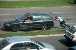 Policija poriva