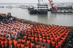 Število žrtev nesreče kitajske ladje preseglo 430, 11 ljudi še pogrešajo