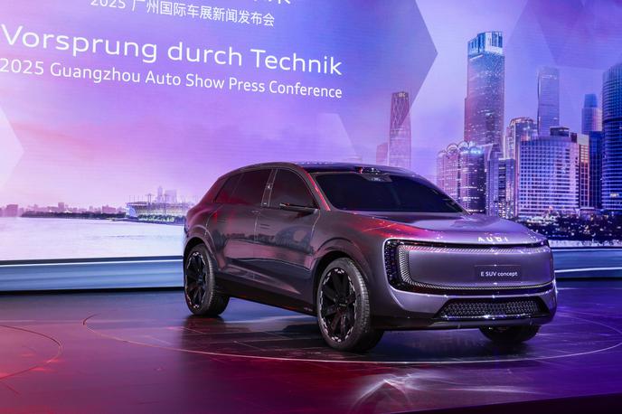 Audi E SUV E8 | Foto Audi