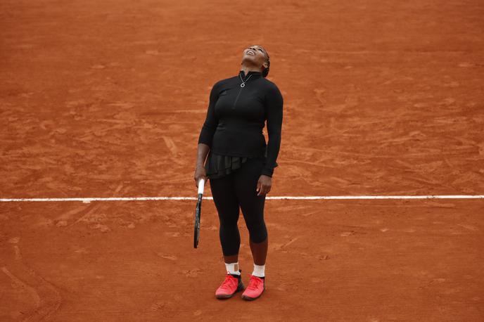 Serena Williams | Serena Williams je zaradi poškodbe predala dvoboj drugega kroga z Bolgarko Cvetano Pironkovo. | Foto Reuters