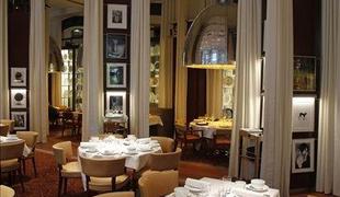 Zlata Starckova roka prenovila prestižen pariški hotel