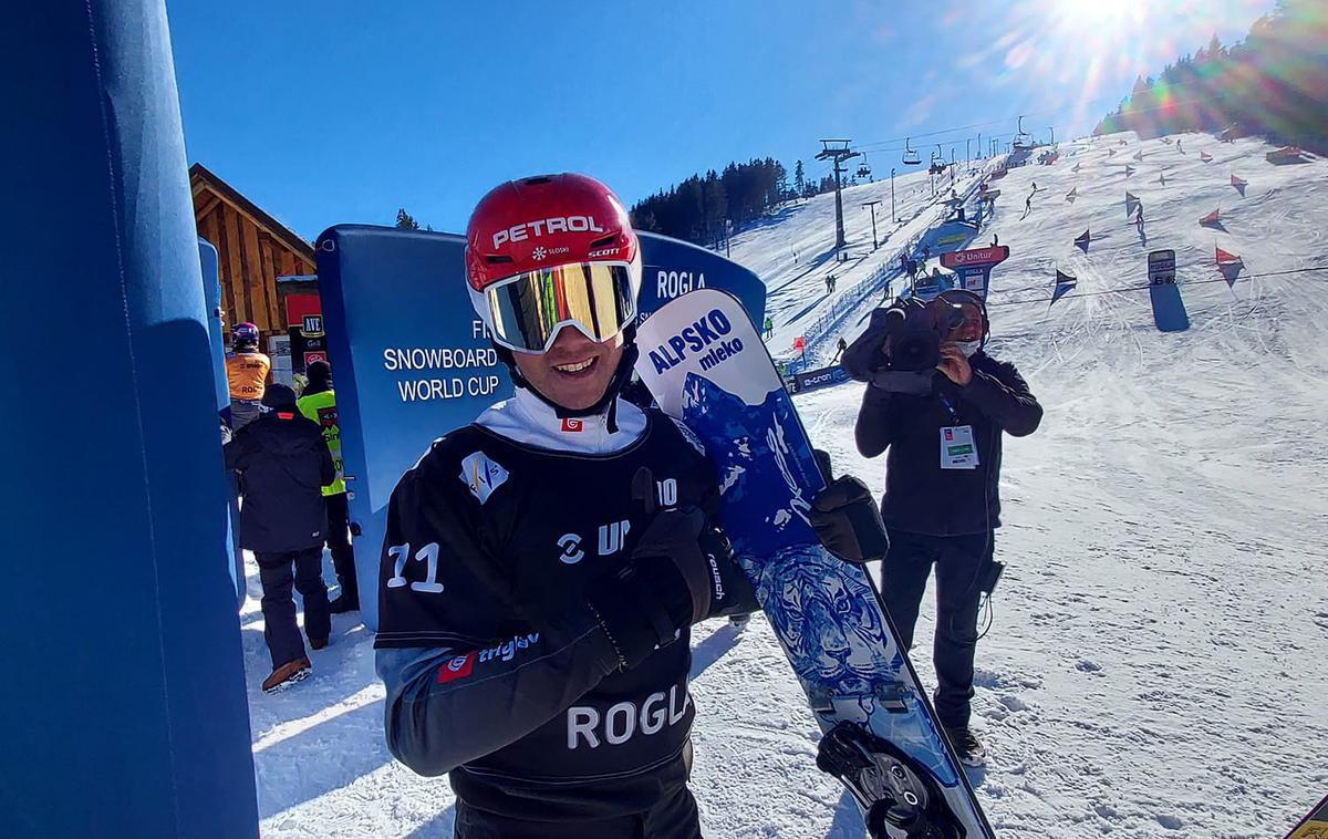 Žan Košir | V Banoju v Rusiji se začenja nova sezona svetovnega pokala v paralelnih deskarskih disciplinah. | Foto Sloski Snowboard