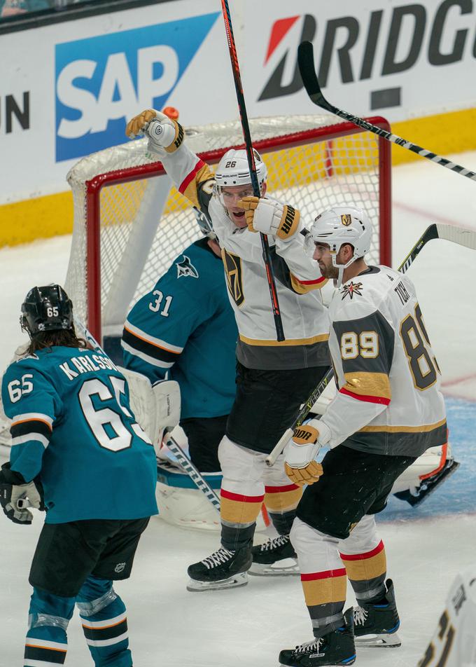 Hokejisti Vegasa so v Kaliforniji izenačili serijo na 1:1. | Foto: Reuters