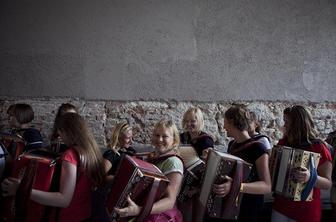 Rekord, obara, zabava in tenstanec