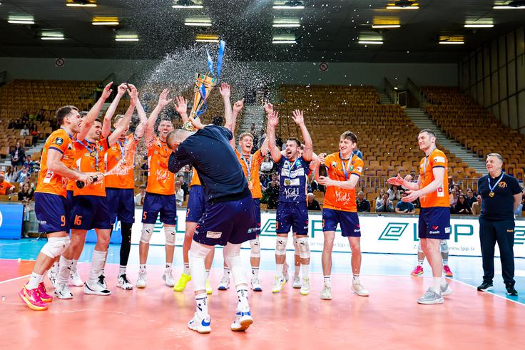 ACH Volley, prvaki | Foto: Aleš Fevžer