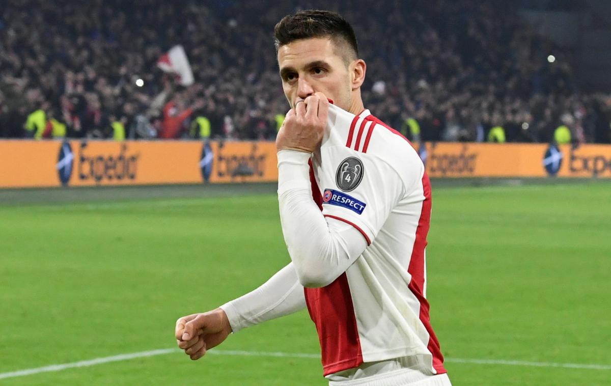 Dušan Tadić | Dušan Tadić bo Ajaxu zvest najmanj do leta 2023. | Foto Reuters