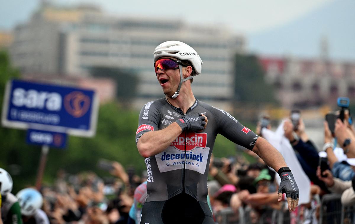 Giro 6. etapa  Kaden Groves | Kaden Groves je dobil kaotično šesto etapo na Giru, ki je bila sicer nevtralizirana. | Foto Reuters