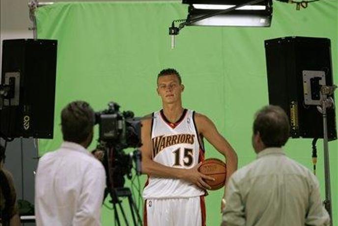 Biedrinš ostaja pri Golden State Warriors