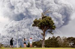 Havajski vulkan Kilauea bruha pepel #video