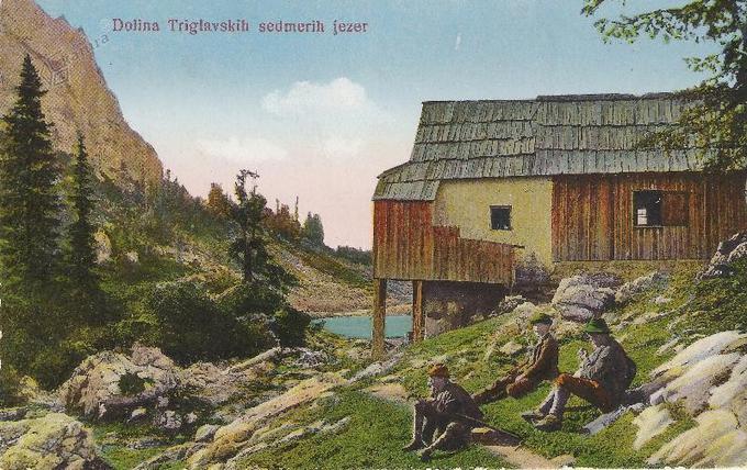 Dolina Triglavskih sedmerih jezer; razglednico so natisnili leta 1922. | Foto: Kamra.si