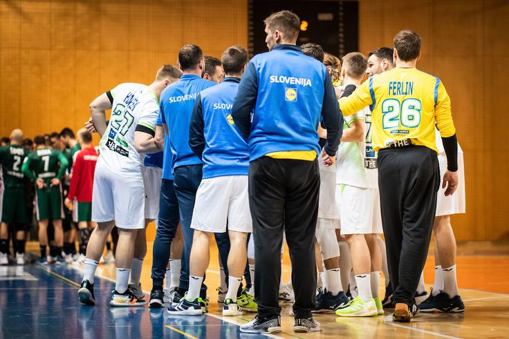 slovenska rokometna reprezentanca Slovenija : Madžarska | Foto: Blaž Weindorfer/Sportida