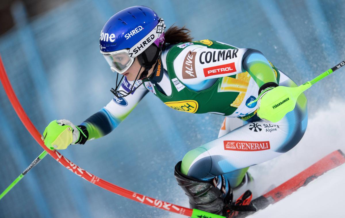 Andreja Slokar | Slovenska smučarka Andreja Slokar nadaljuje niz izjemnih uvrstitev. Prvo slalomsko preizkušnjo sezone je končala na visokem četrtem mestu, kar je njena najboljša uvrstitev v klasičnih disciplinah. | Foto Guliverimage