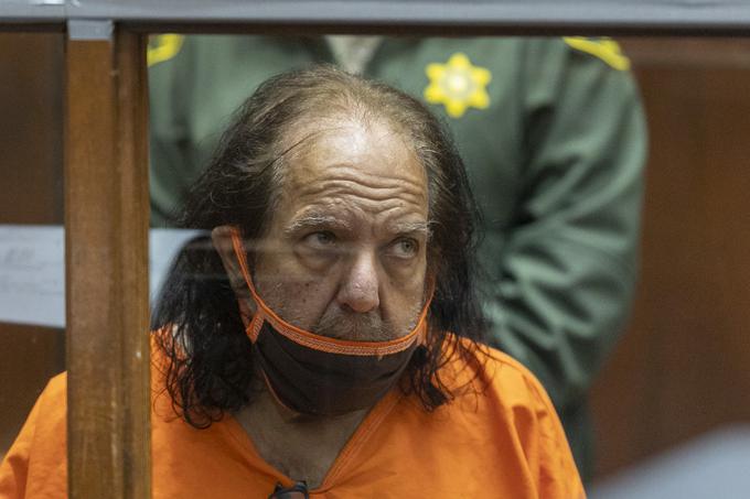 Če bo spoznan za krivega, mu grozi do 250 let zapora. | Foto: Getty Images