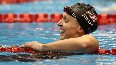 Katie Ledecky z novo zlato medaljo skočila na tretje mesto olimpijske zgodovine
