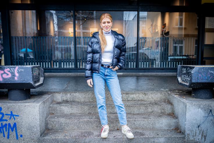 "Maticu (partner, op. p.) to verjetno ne bo najbolj všeč, ampak na enega izmed prvih zmenkov me je peljal na gokart in seveda sem ga premagala," nam je v smehu dejala 28-letna pevka. | Foto: Gaja Hanuna