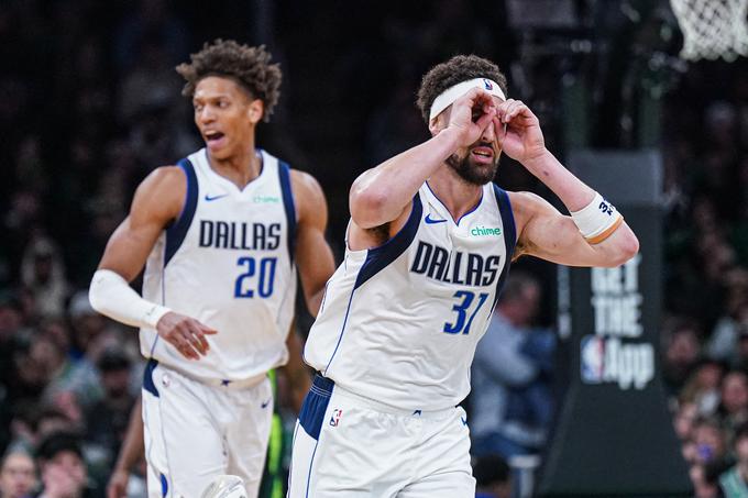 Dallas je dosegel veliko zmago, na kolena so spravili Boston, Klay Thompson je k zmagi prispeval 25 točk. | Foto: Reuters