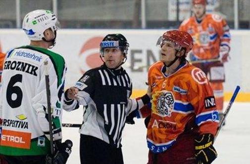 Kristan med vratarji znova na vrhu