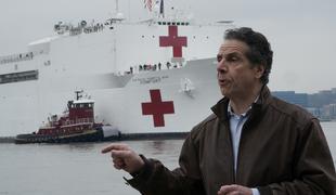 Guverner New Yorka bo ventilatorje zasegel zasebnim bolnišnicam