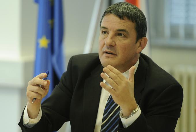 Dušan Vučko, direktor državne volilne komisije. | Foto: STA ,