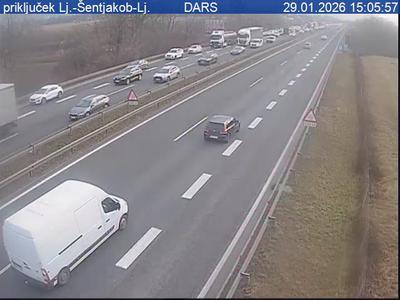 Prometni nesreči ohromili štajersko avtocesto in ljubljansko zahodno obvoznico