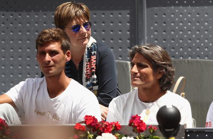 Novaka Đokovića v Madridu spremljata brat Marko in Pepe Imaz. | Foto: Guliverimage/Getty Images