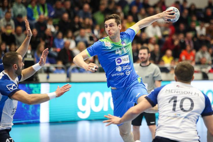 Matic Grošelj Matic Grošelj je na osmih tekmah zabil že 40 zadetkov. | Foto: www.alesfevzer.com