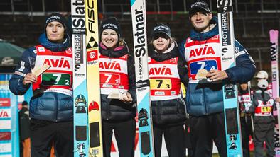 Slovenski kvartet na zadnjem poletnem dejanju le za Japonci, Domen Prevc najdaljši v obeh serijah