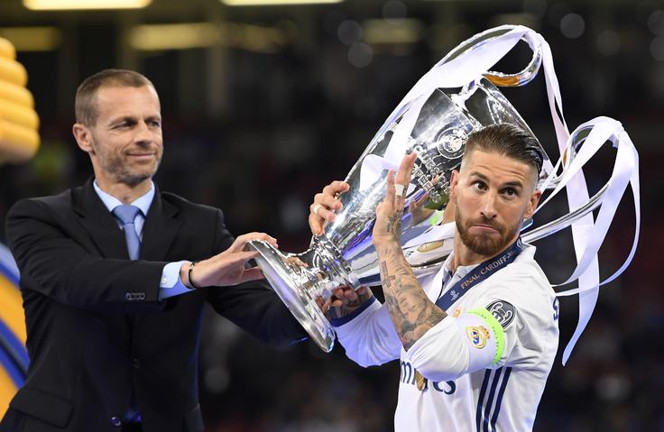 Letos bo Aleksander Čeferin kapetanu zmagovalca lige prvakov pokal izročil v Kijevu. Bo to ponovno Sergio Ramos? | Foto: Guliverimage/Getty Images