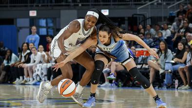 Košarkarice WNBA zgrožene zaradi spolnih igrač, vrženih na igrišče