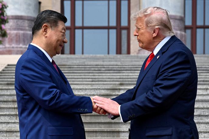 Ši Džinping in Donald Trump | Ši Džinping je Trumpa med njegovim državniškim obiskom v Pekingu ta teden odkrito opozoril, da bi napačno ravnanje ZDA v zvezi s Tajvanom lahko potisnilo obe državi v konflikt. | Foto Reuters