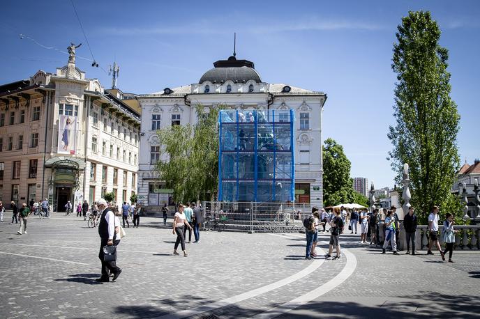 Obnova Prešernovega spomenika. | Dela na spomeniku bodo potekala do 24. maja. | Foto Ana Kovač