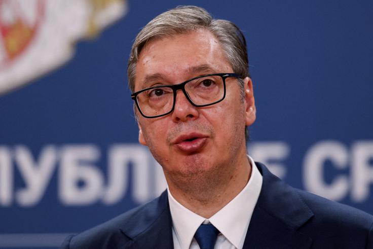 Vučić je za pomoč zaprosil tudi Rusijo. | Foto: Reuters
