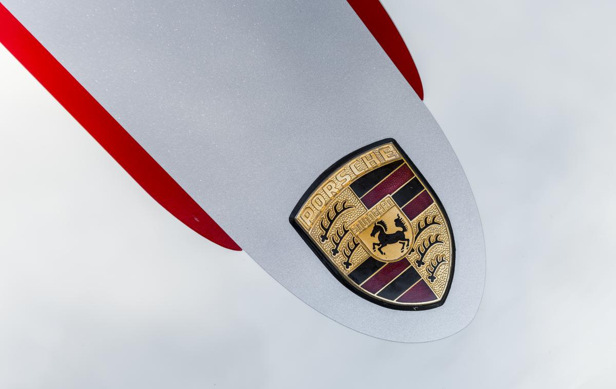 Porsche | Po prodajno uspešnem letu 2019 bo Porsche svoje zaposlene nagradil z nagrado v višini devet tisoč evrov. | Foto Gašper Pirman