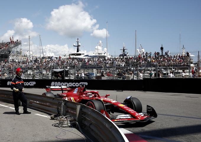 Charles Leclerc na domači VN Monaka ni bil še niti na stopničkah. | Foto: Reuters
